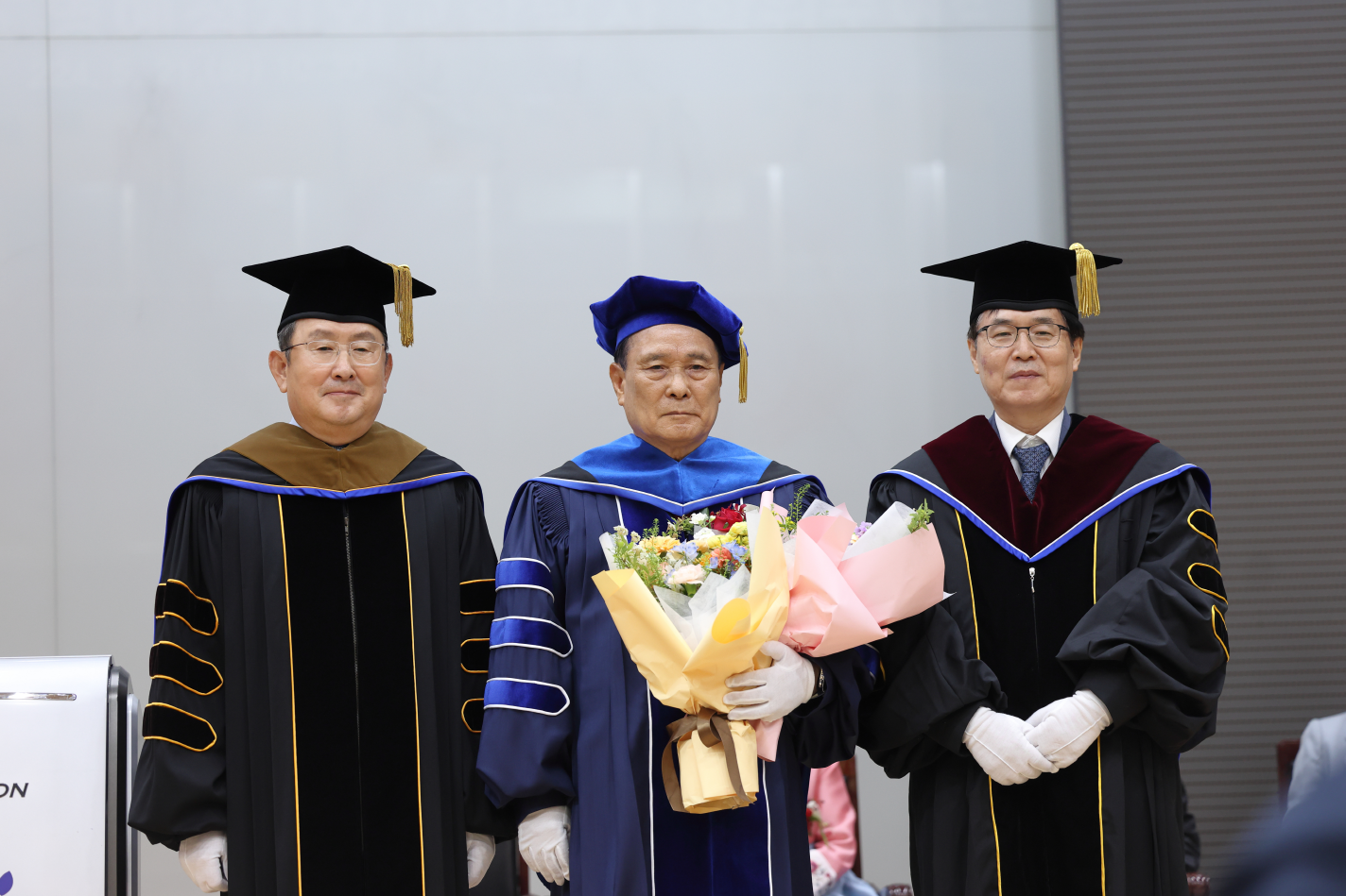 K2Web Wizard - 명지대, (사)21세기한중교류협회 김한규 회장에 명예 정치외교학박사 학위 수여 K2WebWizard