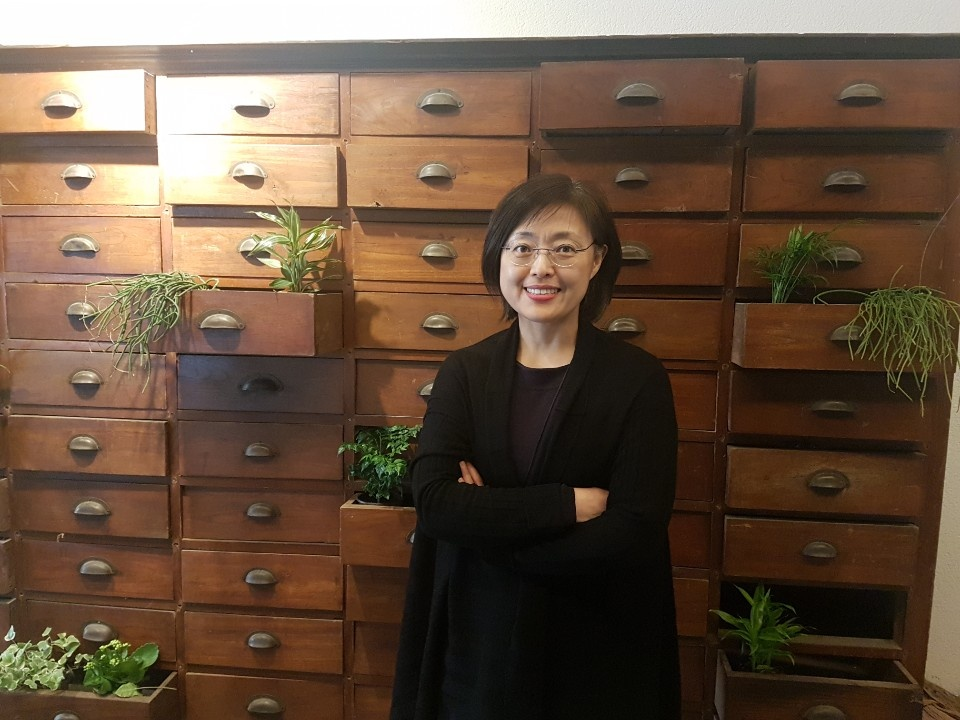기록정보과학전문대학원 원장 이해영