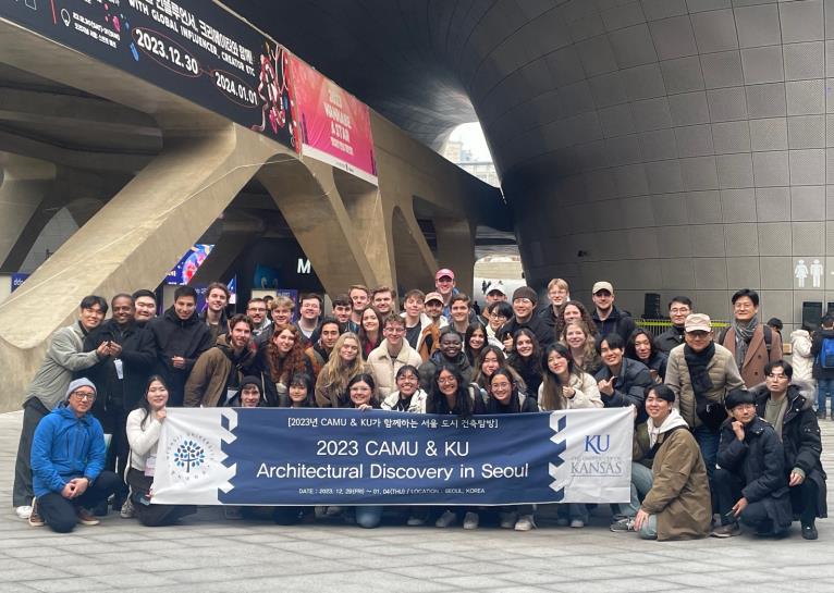 건축대학, 美캔사스주립대학 건축학과와 서울 도시건축 탐방 행사 가져 첨부 이미지