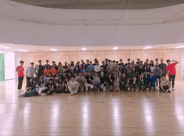 유학생 단체사진 대표이미지