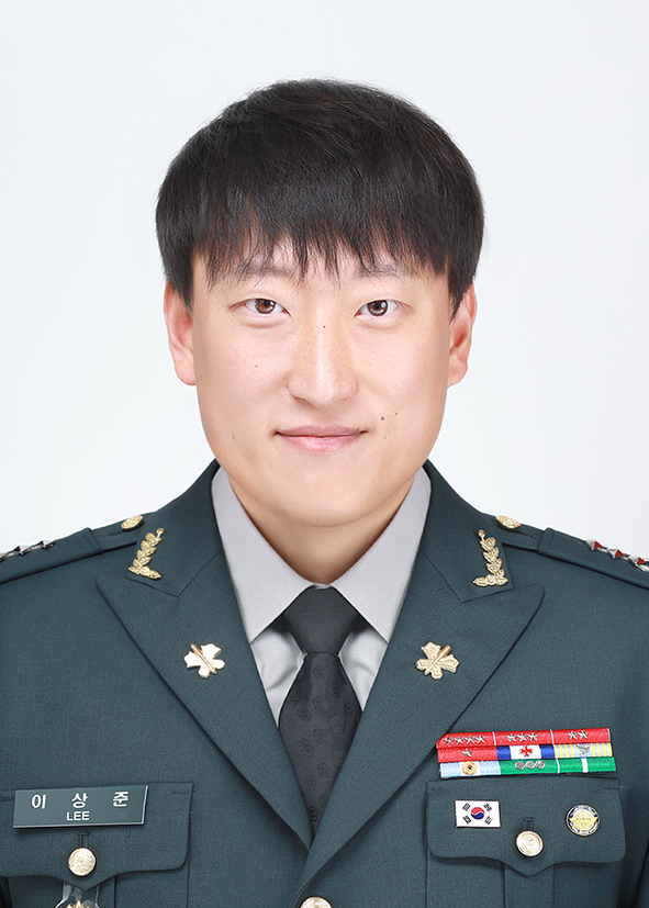 이상준 사진