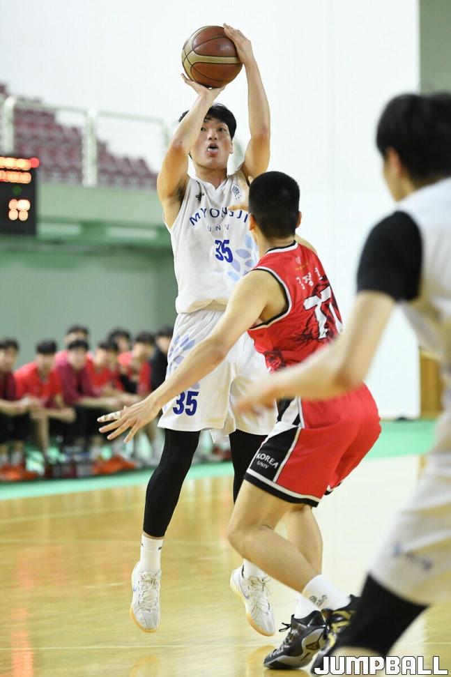 [농구부]명지대 최지호 '집중' 대표이미지