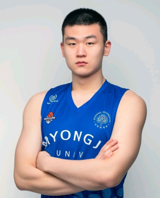 권알렉산더 사진